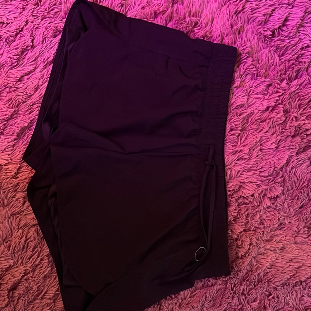 Running shorts